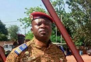 सैन्य अधिकारी पॉल-हेनरी सांडोगो दामिबा बुर्किना फासो के अंतरिम राष्ट्रपति के रूप में नियुक्त