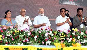 गुजरात गौरव अभियान के दौरान पीएम मोदी ने किया विकास पहल का उद्घाटन