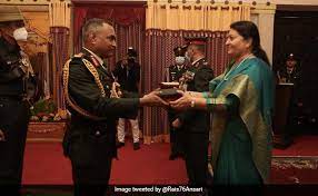 भारतीय सेना प्रमुख मनोज पांडे को नेपाल सेना जनरल का मानद पद प्रदान किया गया