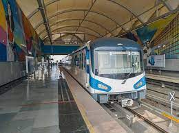 पीएम मोदी ने कालूपुर स्टेशन पर अहमदाबाद मेट्रो रेल परियोजना के चरण-1 का शुभारंभ किया